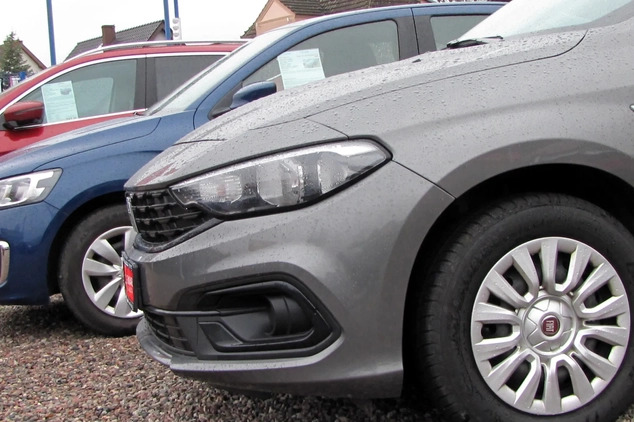 Fiat Tipo cena 52900 przebieg: 50960, rok produkcji 2021 z Czerniejewo małe 106